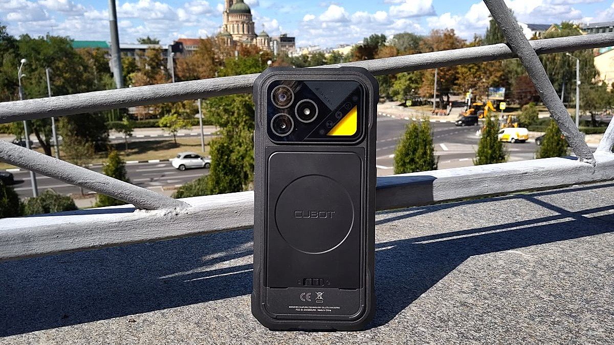 Огляд смартфона Cubot KingKong Dura: Тонкий броньовик із двома акумуляторами