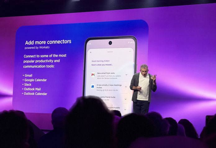 Lenovo та Motorola Qira