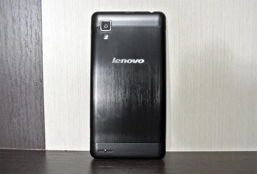 Lenovo-IdeaPhone-P780-003