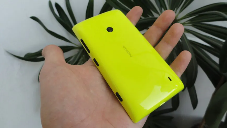 Nokia-Lumia-525_03
