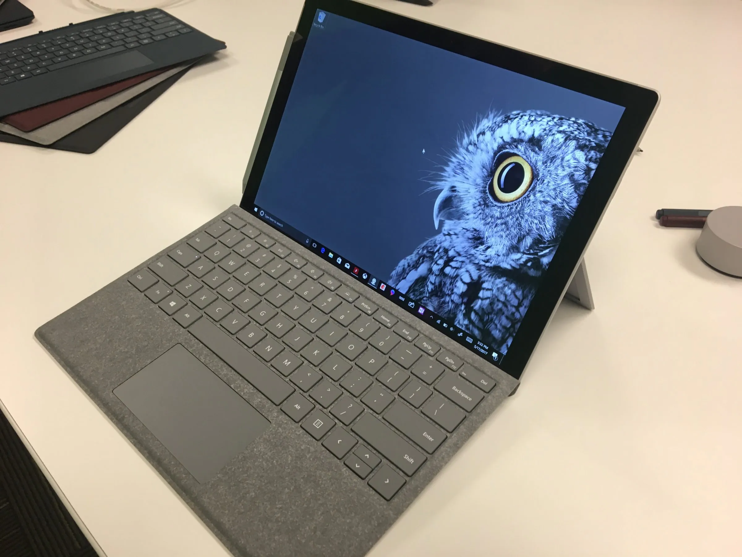 Microsoft офіційно представила новий планшет Surface Pro за $ 800