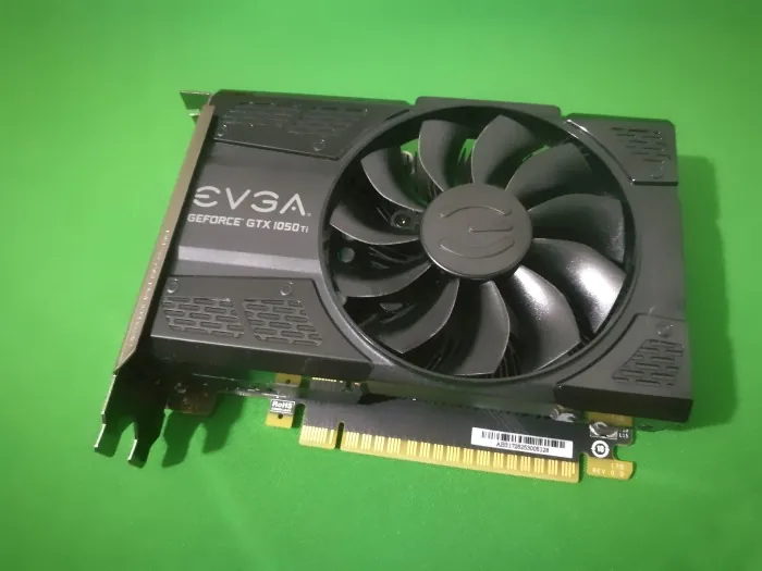 Gtx 1050 ti superclocked top