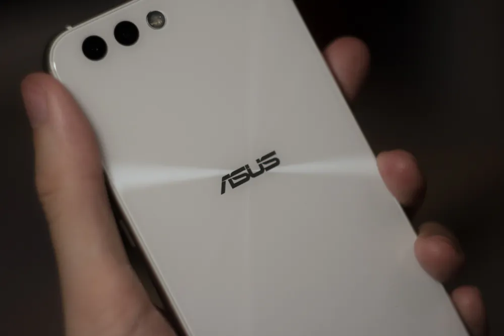 ASUS ZenFone 4