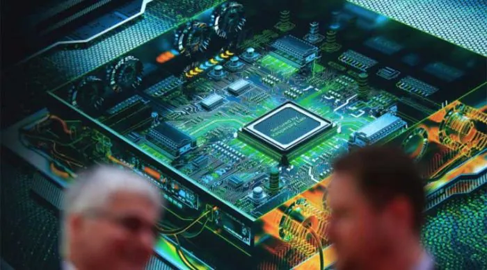 Intel прекратит защищать старые процессоры от уязвимостей Spectre и Meltdown