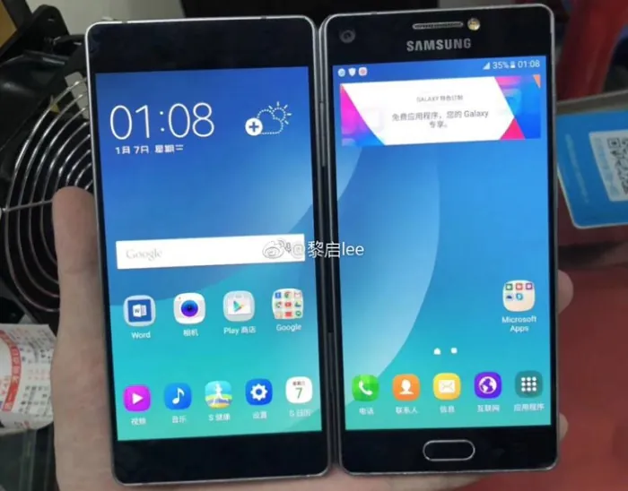 Складывающийся смартфон от Samsung засветился на живых фото