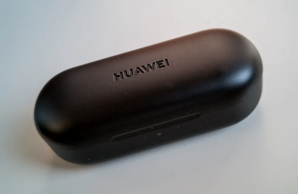 Обзор и опыт эксплуатации Huawei FreeBuds - крутая неидеальная гарнитура