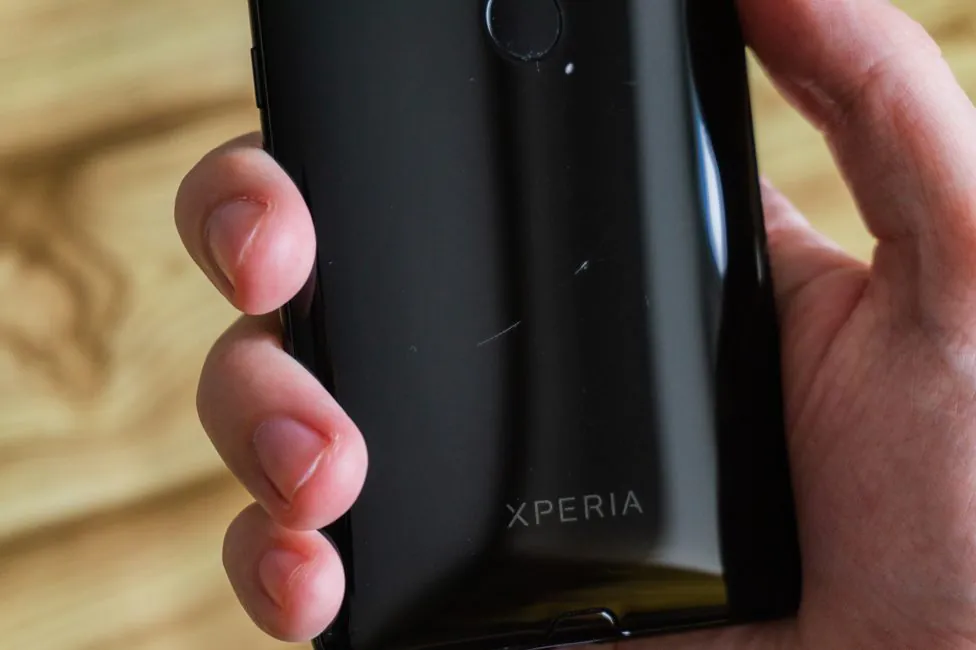 Sony "Xperia XZ3"