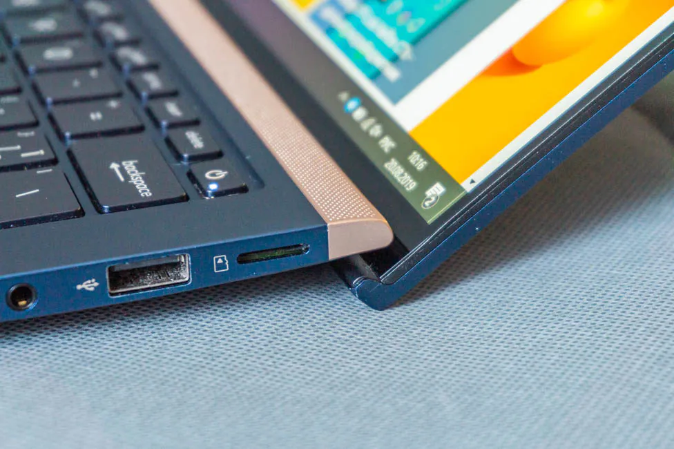 ASUS ZenBook 14 UX433FN