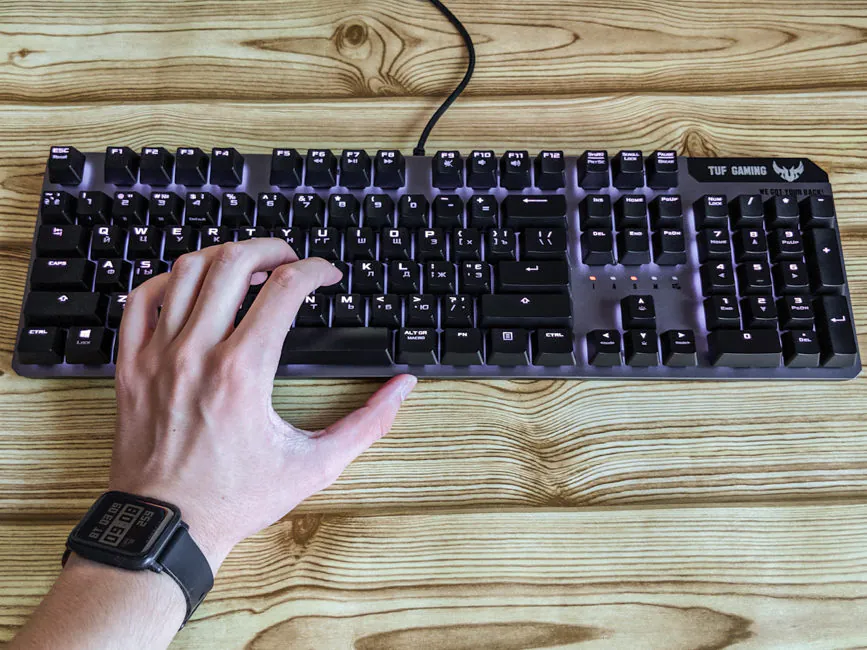 ASUS TUF Gaming K7
