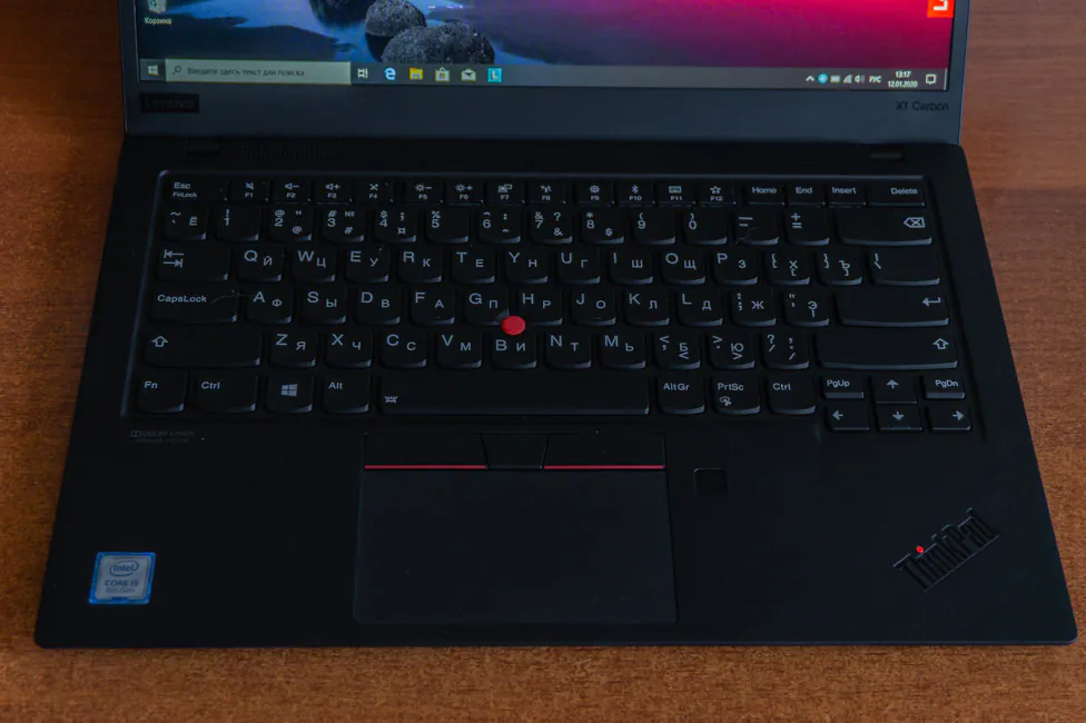 Lenovo ThinkPad X1 Carbon 7 -муун