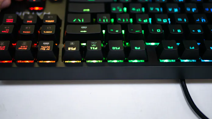Hator Rockfall EVO TKL