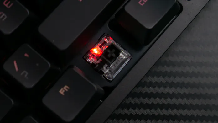 Hator Rockfall EVO TKL