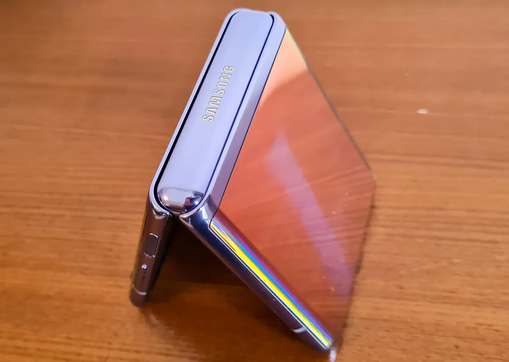 Samsung Galaxy Z Kapak