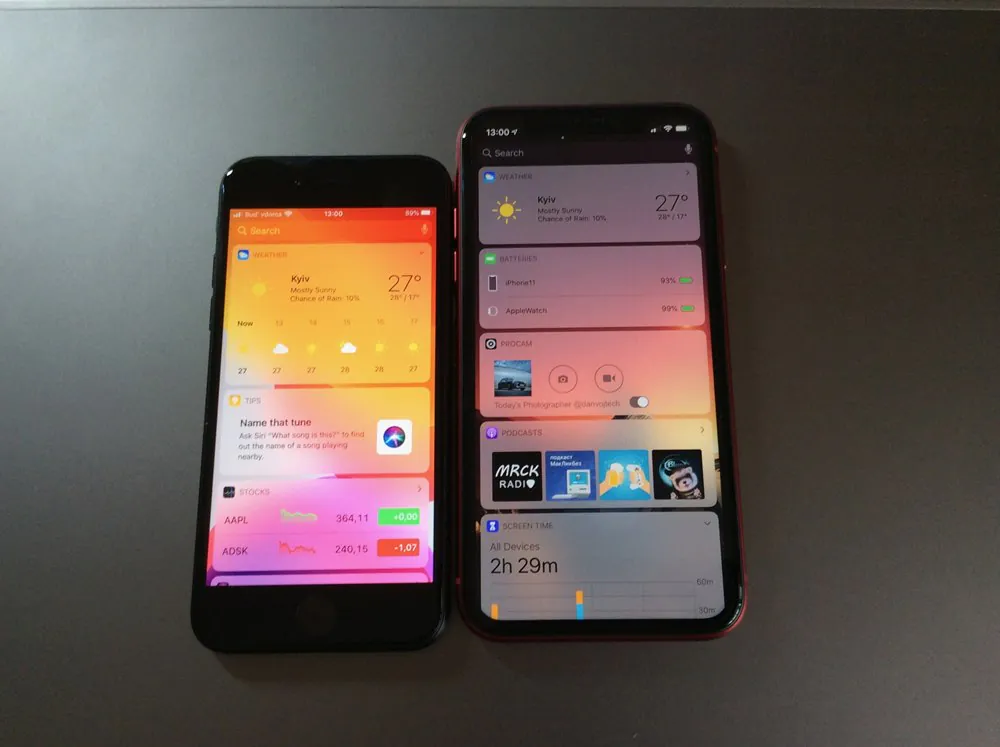 Apple iPhone SE (2020) と iPhone 11