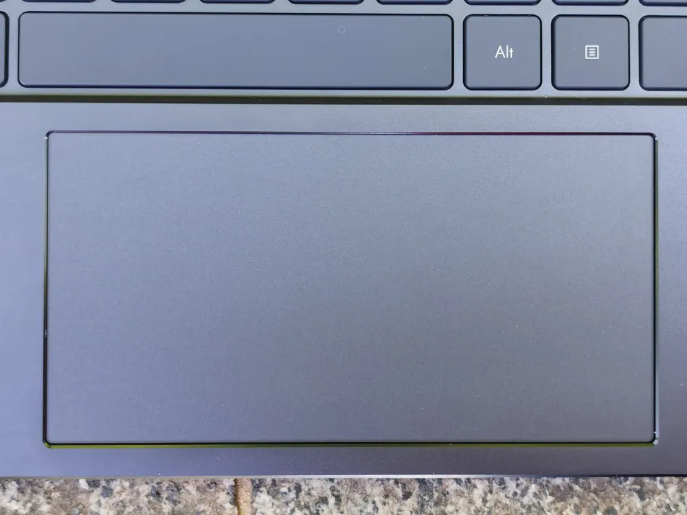 ASUS ZenBook 13 (UX325)