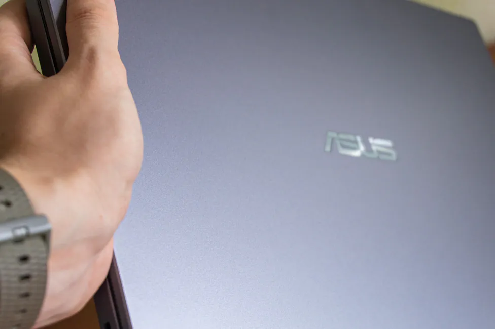 ASUS Laptop 15 X509JB