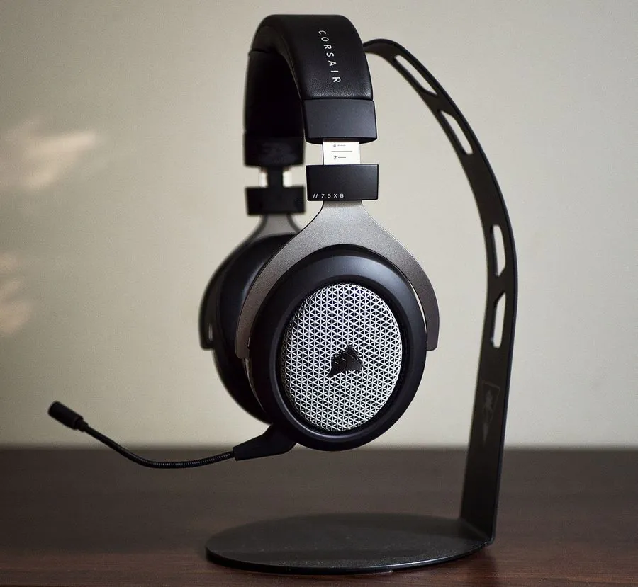 Corsair HS75 XB