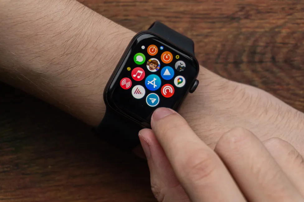 WatchOS 7 - Apple Watch SE