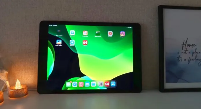 Apple 10.2 iPad