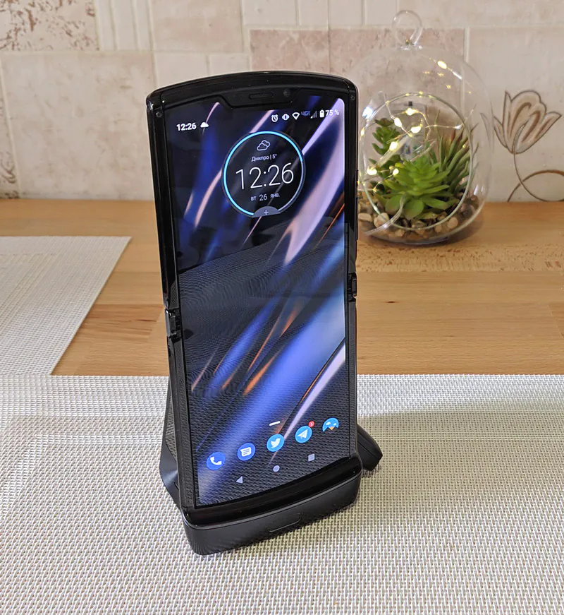 Motorola Разр 2019
