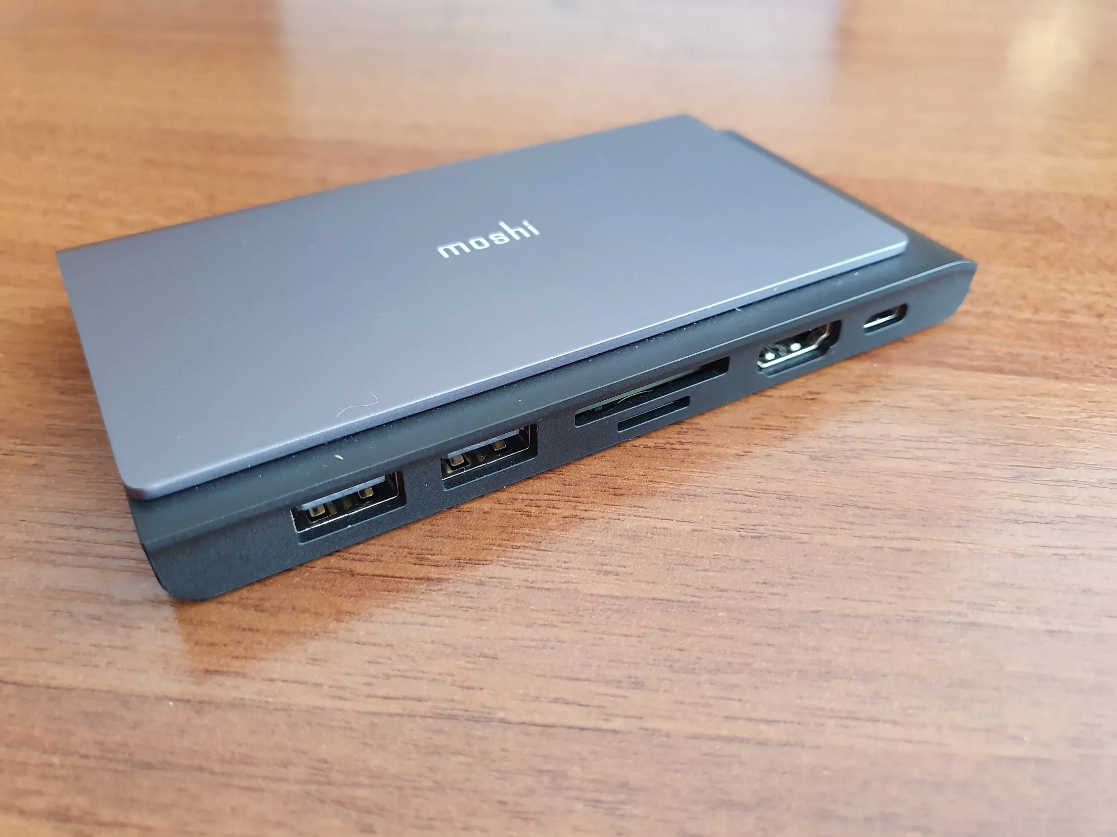 Moshi Symbus Mini