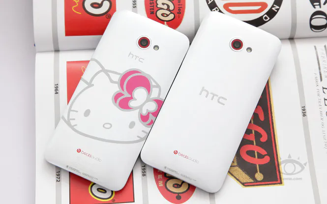 HTC Butterfly S Hello Kitty Limited Edition