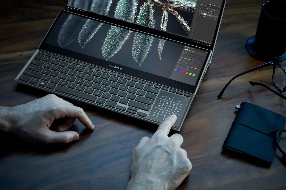 ASUS ZenBook Pro Duo 15 OLED