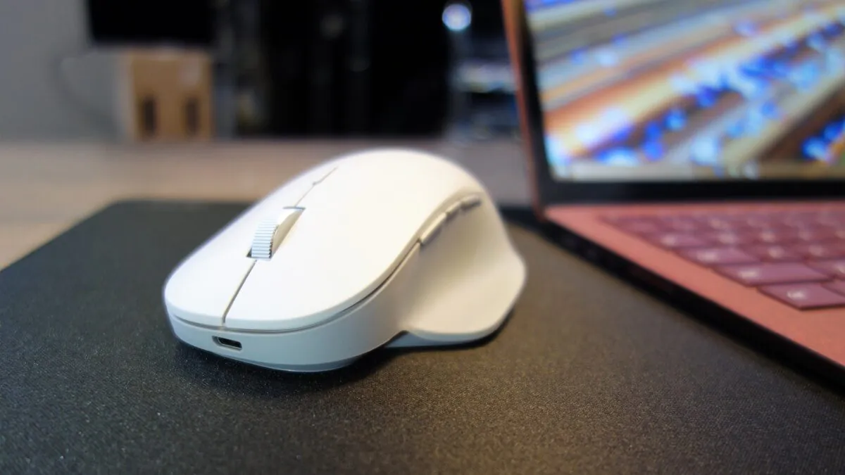 ТОP-10 bezprzewodowych myszek komputerowych do pracy w roku 2022