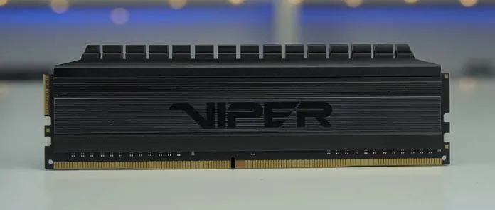 Viper deals 4 blackout