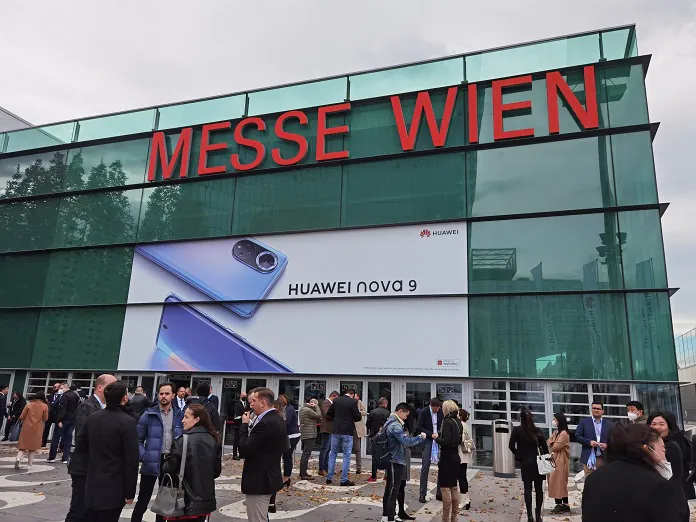 Huawei παρουσίαση στη Βιέννη