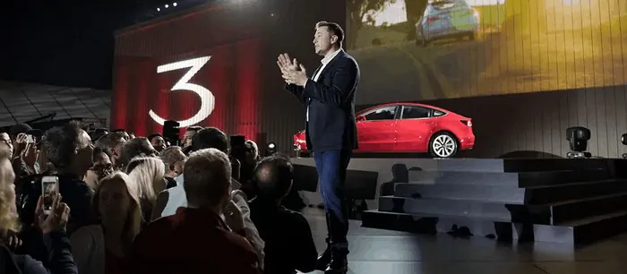 У Twitter გადაწყვიტა, რომ დროა ელონ მასკმა გაყიდოს Tesla-ს აქციები
