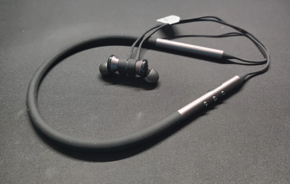 Creative Aurvana Trio Wireless