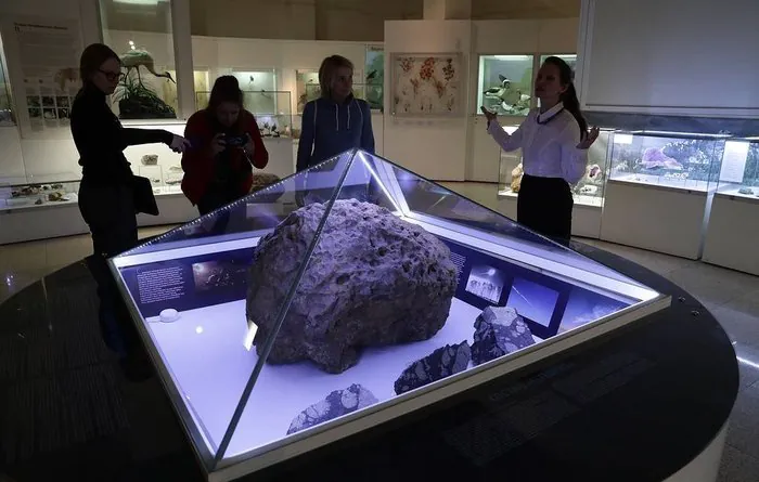 Naučnici su samo u laboratoriji stvorili "život na meteoritima".
