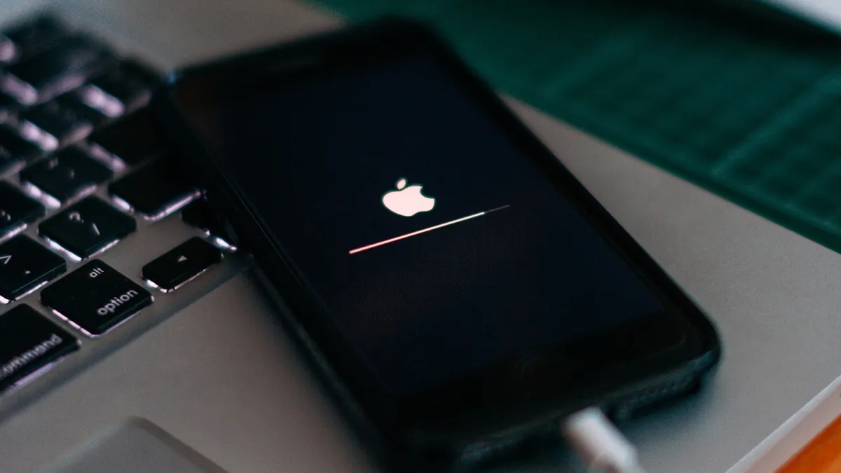 Kako popraviti treperenje iPhone 14 Apple Logo