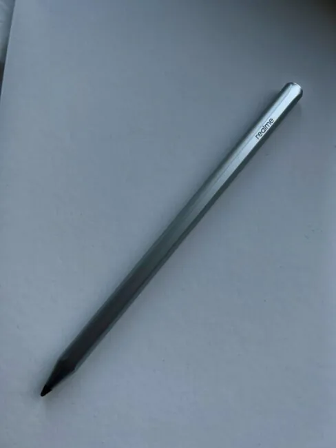 Realme blyertspenna