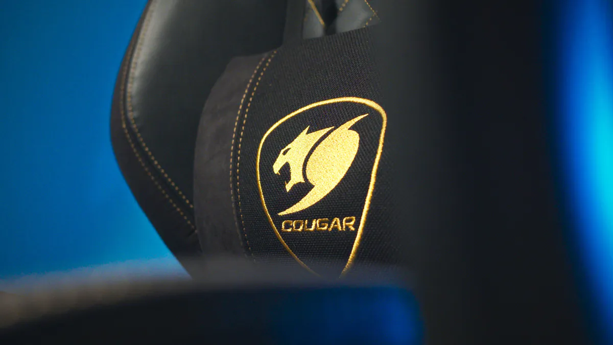 Review of the Cougar Armor Titan Pro Royal chair 