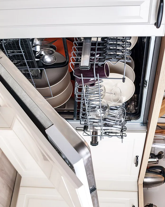 Built-in na dishwasher