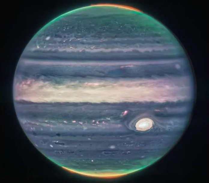 Jupiter v infračervené oblasti