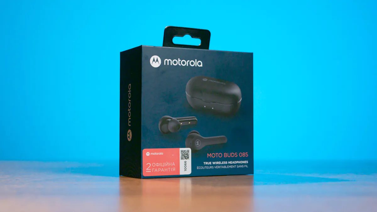 Motorola Moto Buds 085-True Wireless Bluetooth Earbuds with Microphone and  USB-C Charging Case - IPX5 Water Resistant, Smart Touch-Control