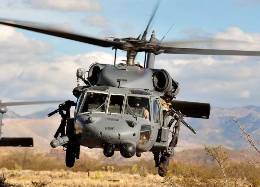 شاهین سیاه UH-60