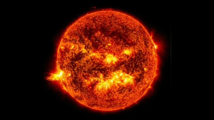 太陽フレアは地球上の生命の触媒だった可能性がある