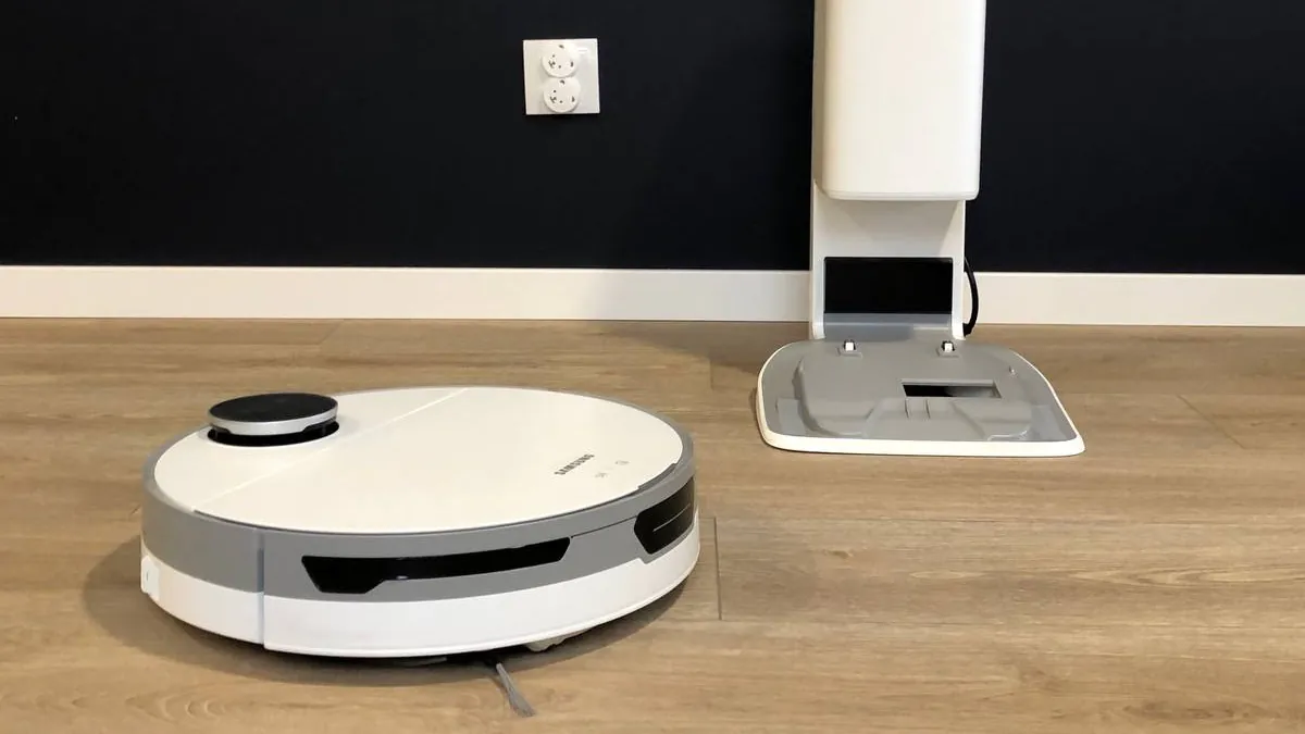 Review of the Samsung JetBot+ robot hoover: The perfect helper