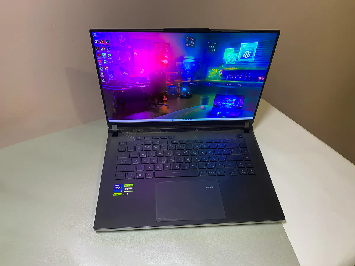 ASUS ROG Strix Scar 16