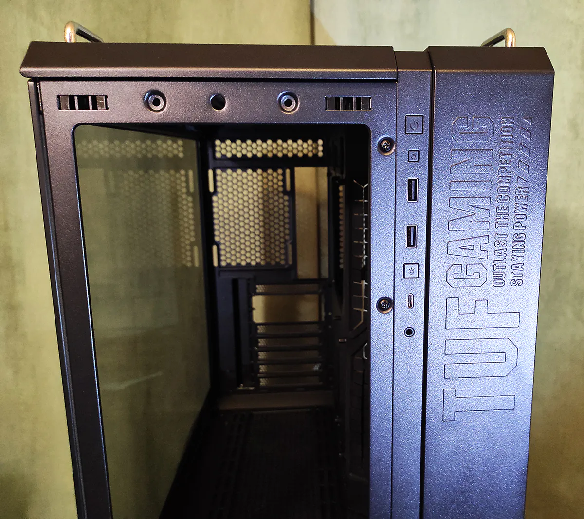 ASUS TUF Gaming GT502