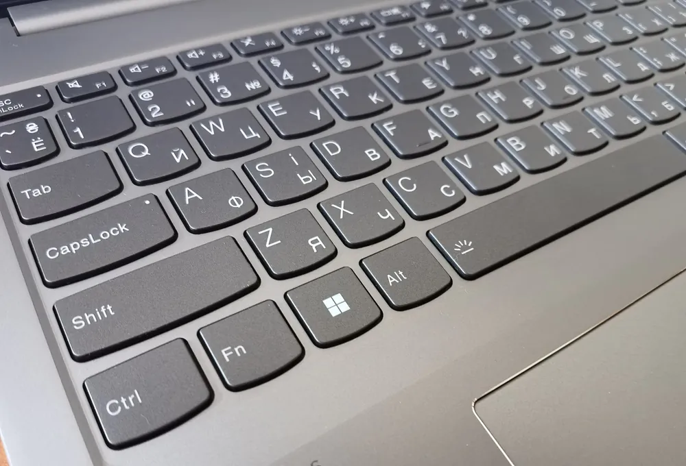 Lenovo ThinkBook 16 Gen 4+ klaviatūra