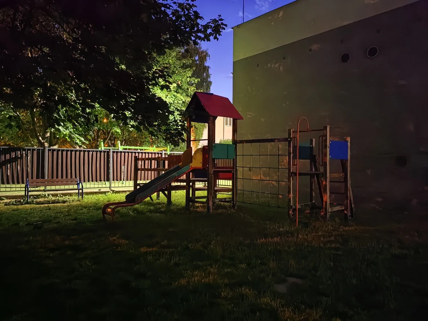 Nova 11 Pro night photo