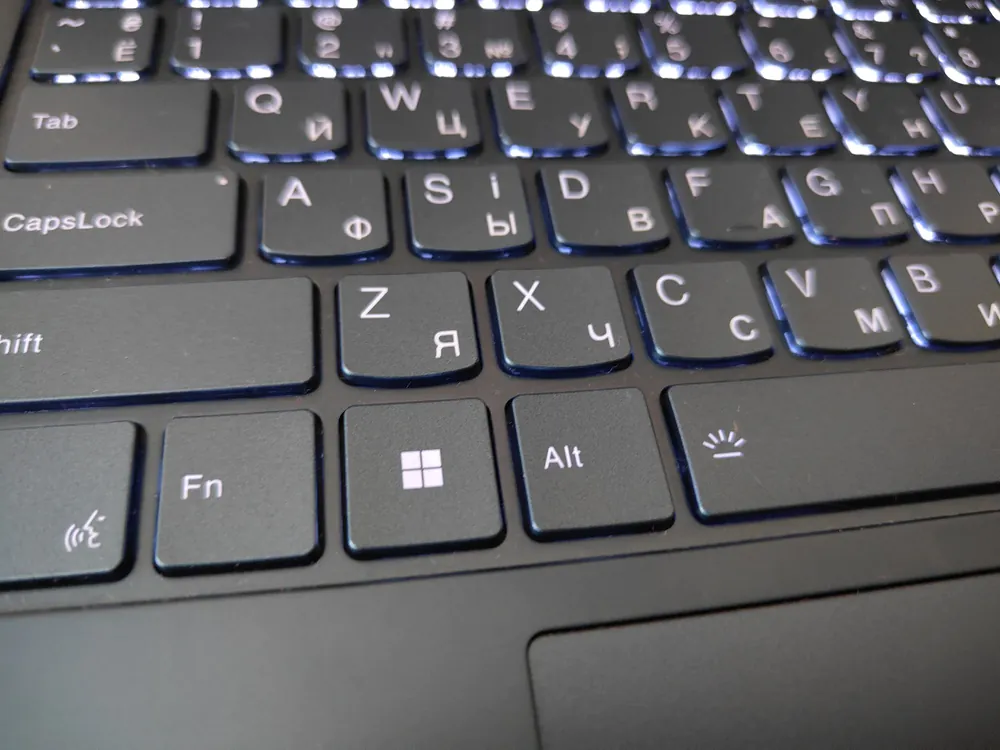 Yoga Pro 7: