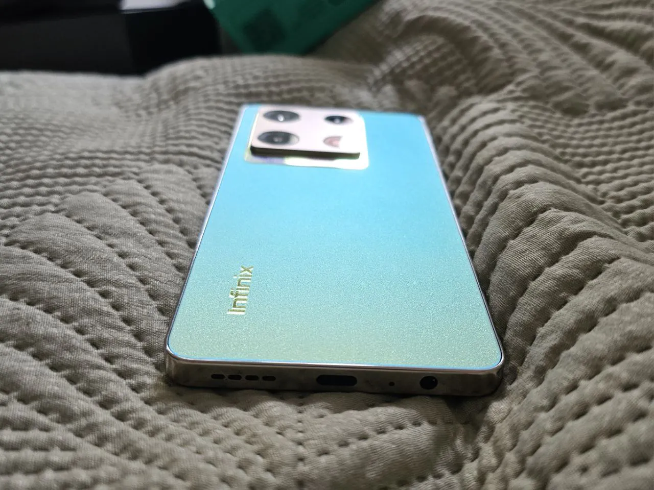 Infinix NOTE 30 Pro