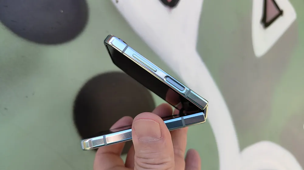 Samsung Galaxy Flip5