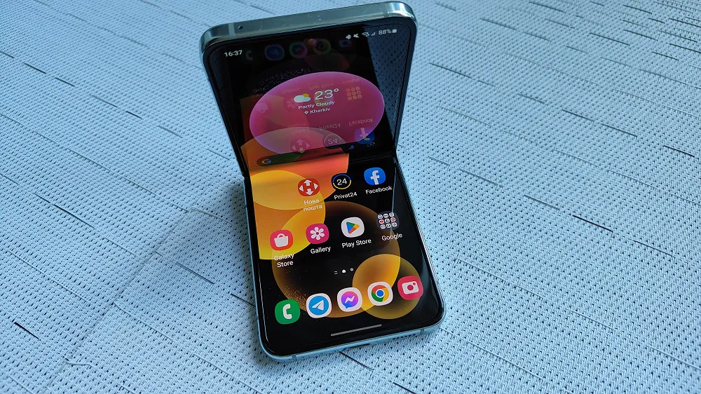 Samsung Galaxy Flip5